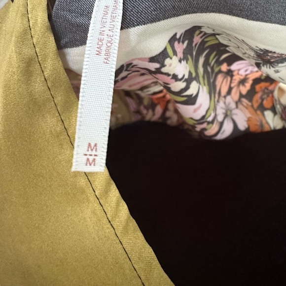 Free People Tied to You Silky Tank Vintage Floral top, size medium. NWOT - Picture 8 of 8